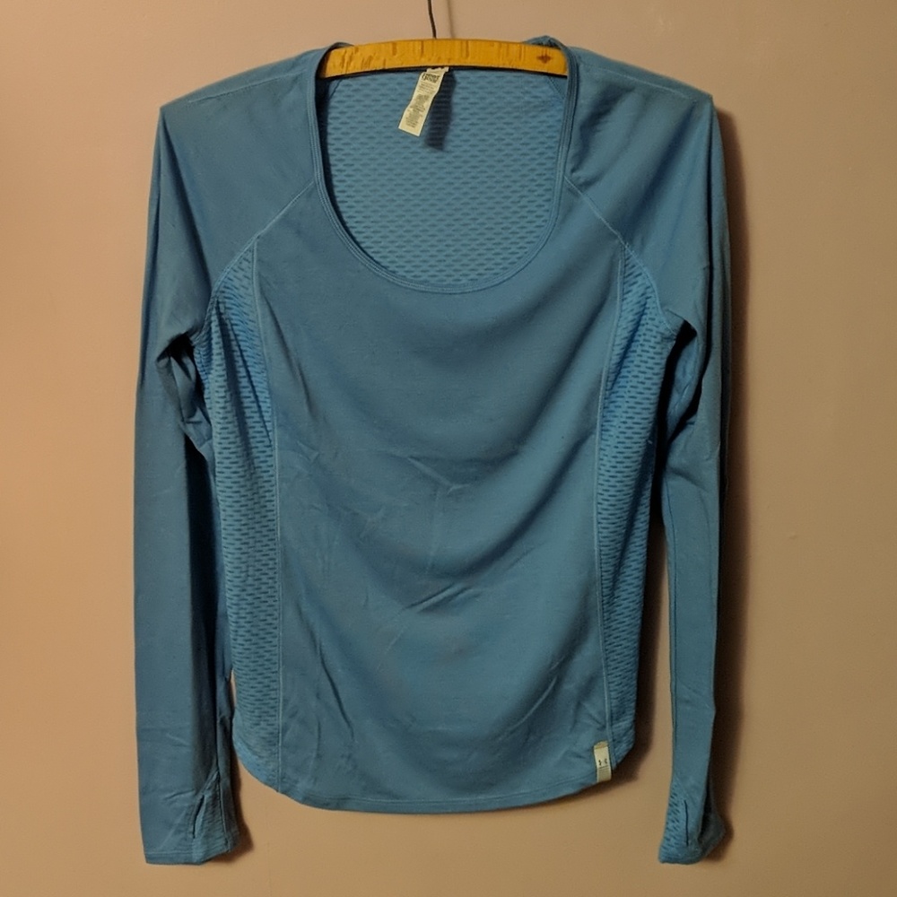 Long sleeve UA Heat Gear running shirt